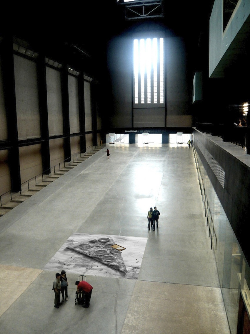 In London? Visit The Tate Modern – Hand Luggage Only